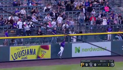 Andrew McCutchen lidera paliza de los Piratas en Colorado 14-3