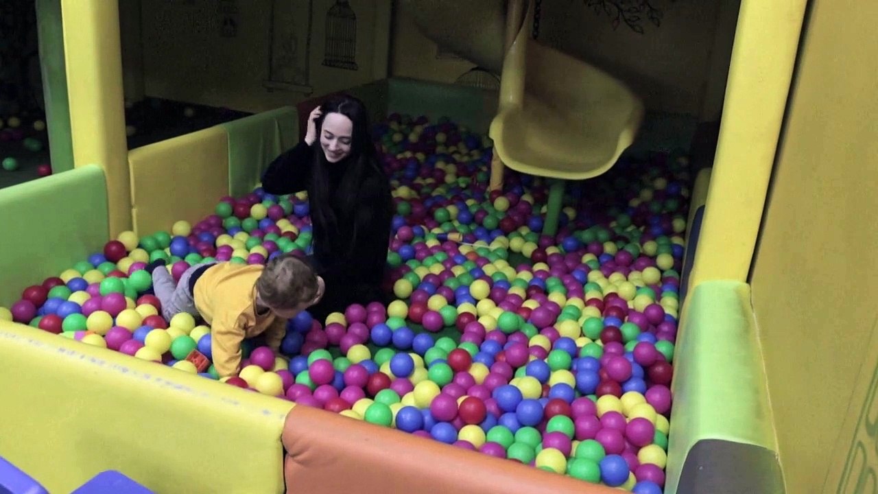 'Die Zeit heilt die Wunde nicht': Kriegswitwen in der Ukraine