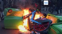Discurso de Macron recebido com protestos e violência