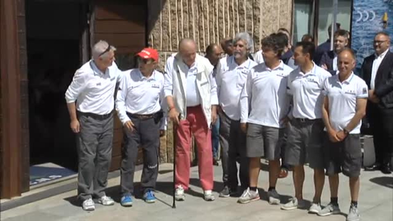 Mañana el rey emérito volverá a pisar Sanxenxo, en Potenvedra, donde ya se ultiman los preparativos