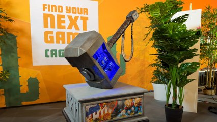 PC-Casemodding - Eine Meisterschaftsteilnehmerin präsentiert Thors Hammer von Marvel