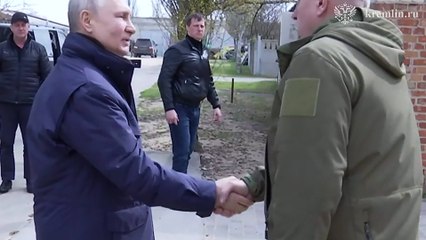 Vladimir Putin's 'puffy face' analysed by doctor as speculation around his health rises