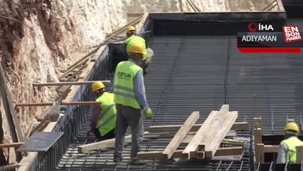 Adıyaman'da kalıcı konutların yapımı sürüyor