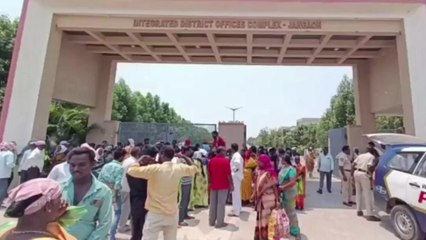 జనగామ: ఆ భూమిలో వీళ్లకు ఇళ్లు నిర్మించి ఇవ్వండి.. లేకపోతే..!