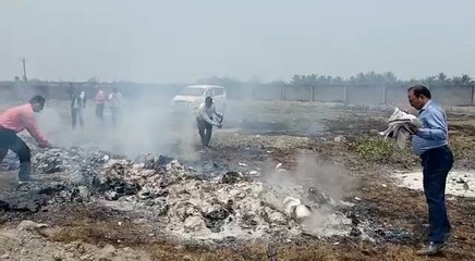 দুর্নীতির তথ্য লোপাটের মরিয়া চেষ্টা! ভাঙড়ে সরকারি নথি পোড়ানোর অভিযোগ | Oneindia Bengali