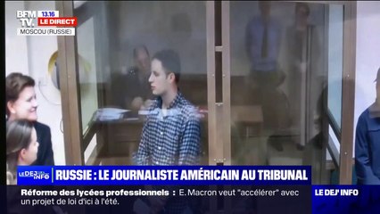 Russie: première apparition publique, au tribunal, du journaliste américain accusé d'espionnage