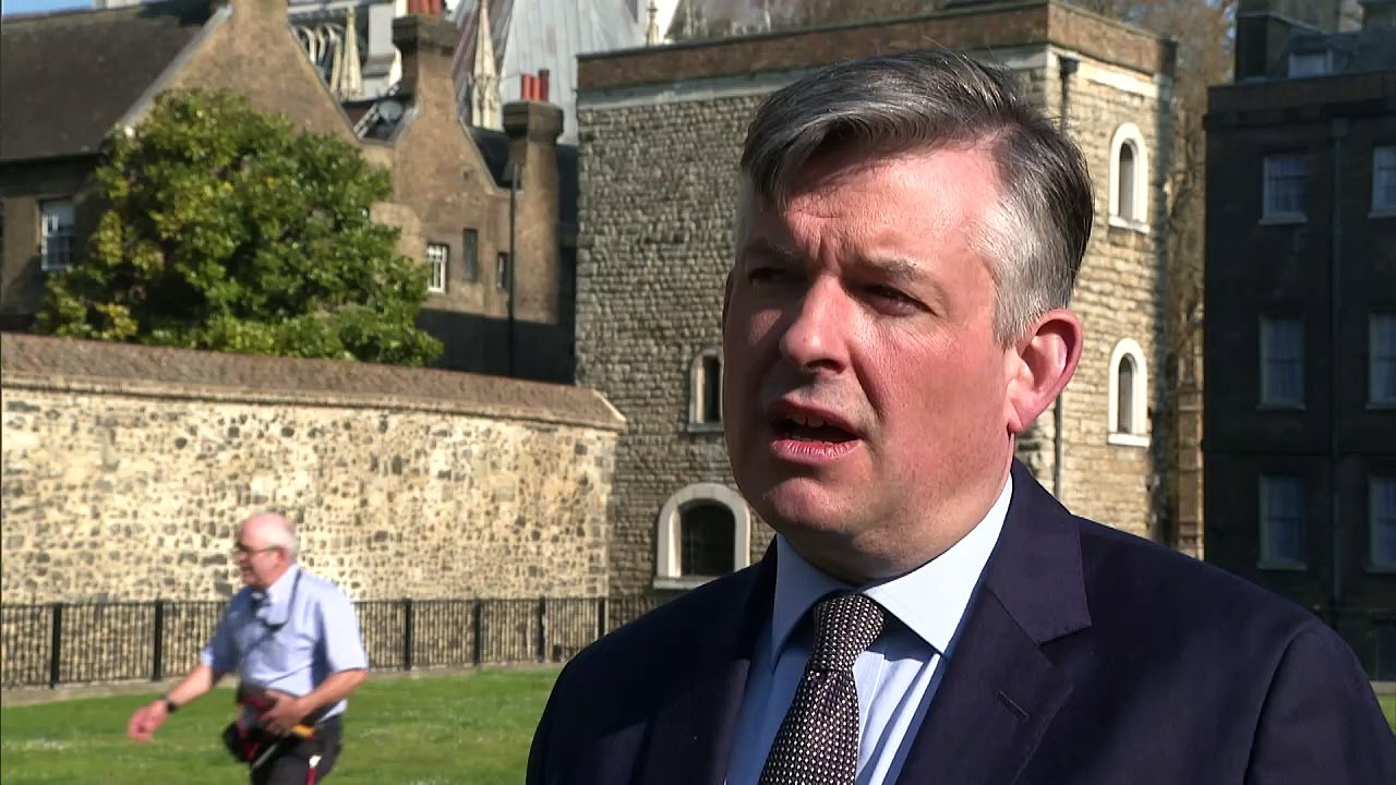 Labour: MPs shouldn't use trans kids as 'political football'