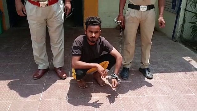 पुलिस को चकमा देकर भागने वाला आरोपी गिरफ्तार