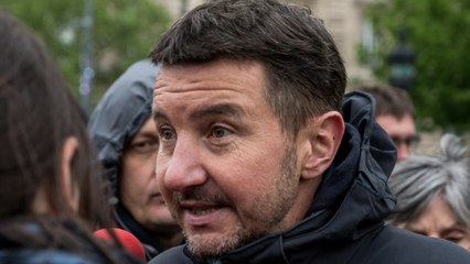 GALA VIDÉO - “Inacceptable” : Olivier Besancenot, ces photos de son fils qui l’ont mis dans une colère noire