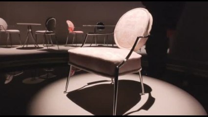 Al Salone del Mobile Philippe Starck presenta le sedie Dior