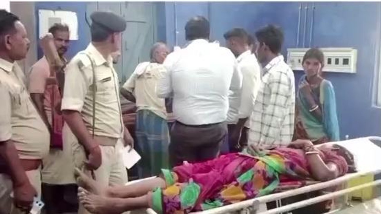 नवादा: जमीनी विवाद को लेकर देवर ने भाभी पर किया जानलेवा हमला, सदर अस्पताल में भर्ती