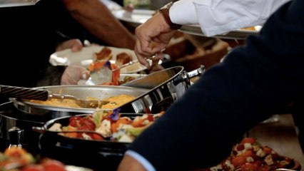 5 "Polite" Things You Do at a Breakfast Buffet That Are Actually Rude