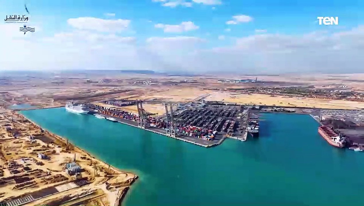 تصوير جوي لمشروع استكمال تطوير ميناء السخنة