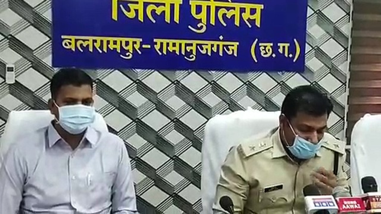 महिला की हत्या के मामले में पति सहित ५ आरोपी गिरफ्तार
