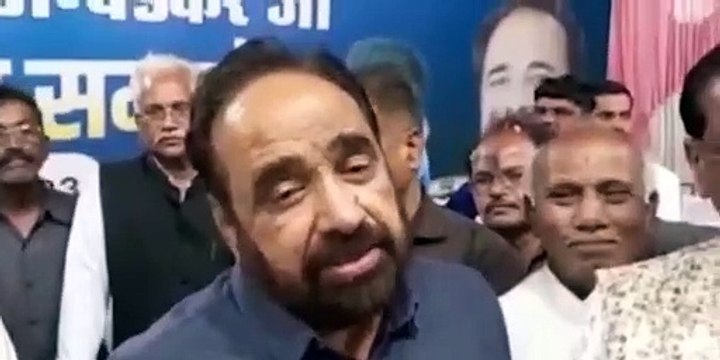 अकेले में तो दिग्विजय सिंह कहते हैं कि आप के जैसा नेता पूरे हिंदुस्तान में नहीं
