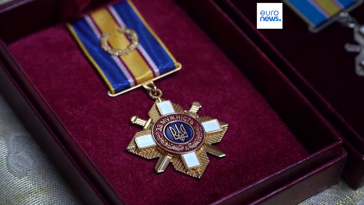 Besuch an der Frontlinie: Wolodymyr Selenskyj bei Soldaten in Awdijiwka