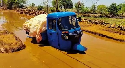 बिशनवाड़ा के मार्ग पर जल भराव से तालाब जैसे हालात