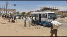 Sudan, gli abitanti di Khartoum in fuga dai combattimenti