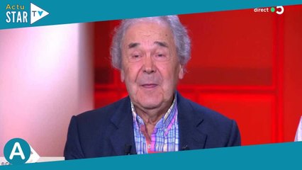 “Faut leur acheter des lunettes” : Pierre Perret s’agace contre les élus de la ville de Paris