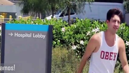 ПРИКОЛЫ 2015  Поцелуй с незнакомками в засос 42 ♥ Страстный поцелуй ♥ KISSING PRANK 2015 # 410 (2)