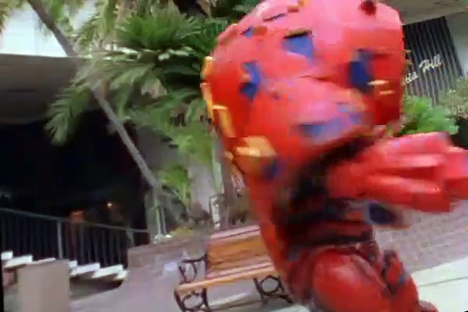 ⁣Power Rangers in Space Power Rangers in Space E038 Mission to Secret City