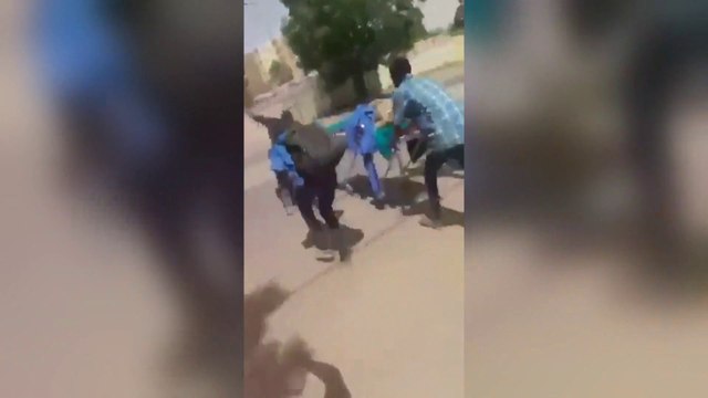 مراسل #العربية: طائرة من سلاح الجو السوداني تحلق في شمال #أم_درمان #السودان #الخرطوم