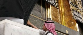 Umrah 2023 Kaaba and Hajr e Aswad during Isha Azan at Makkah