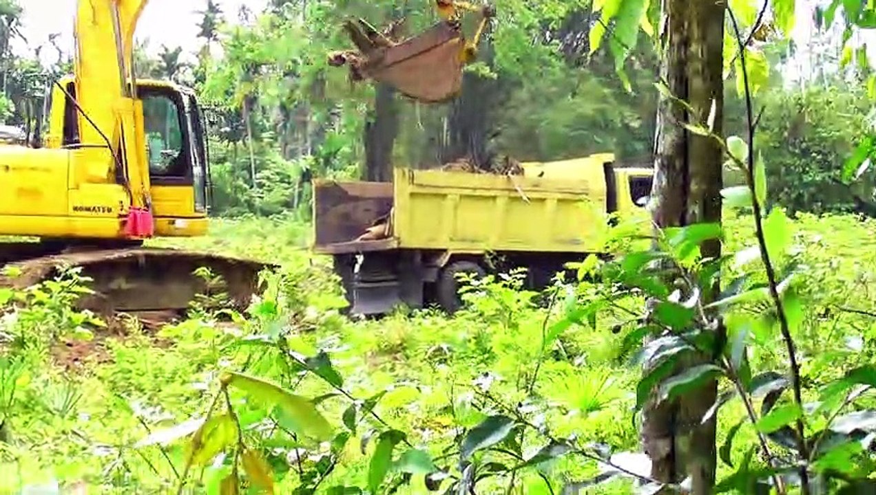 Field of Play: Excavator Steps to Build a Soccer Field || Komatsu PC 195 LC