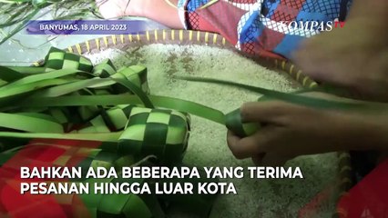 Perajin Ketupat di Banyumas Banjir Order Jelang Lebaran