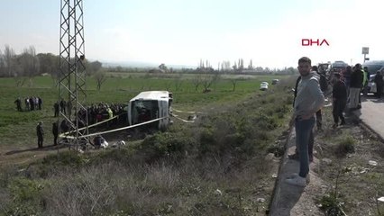 SERVİS OTOBÜSÜ TARLAYA UÇTU, 3 İŞÇİ HAYATINI KAYBEDERKEN, 31 KİŞİ YARALANDI