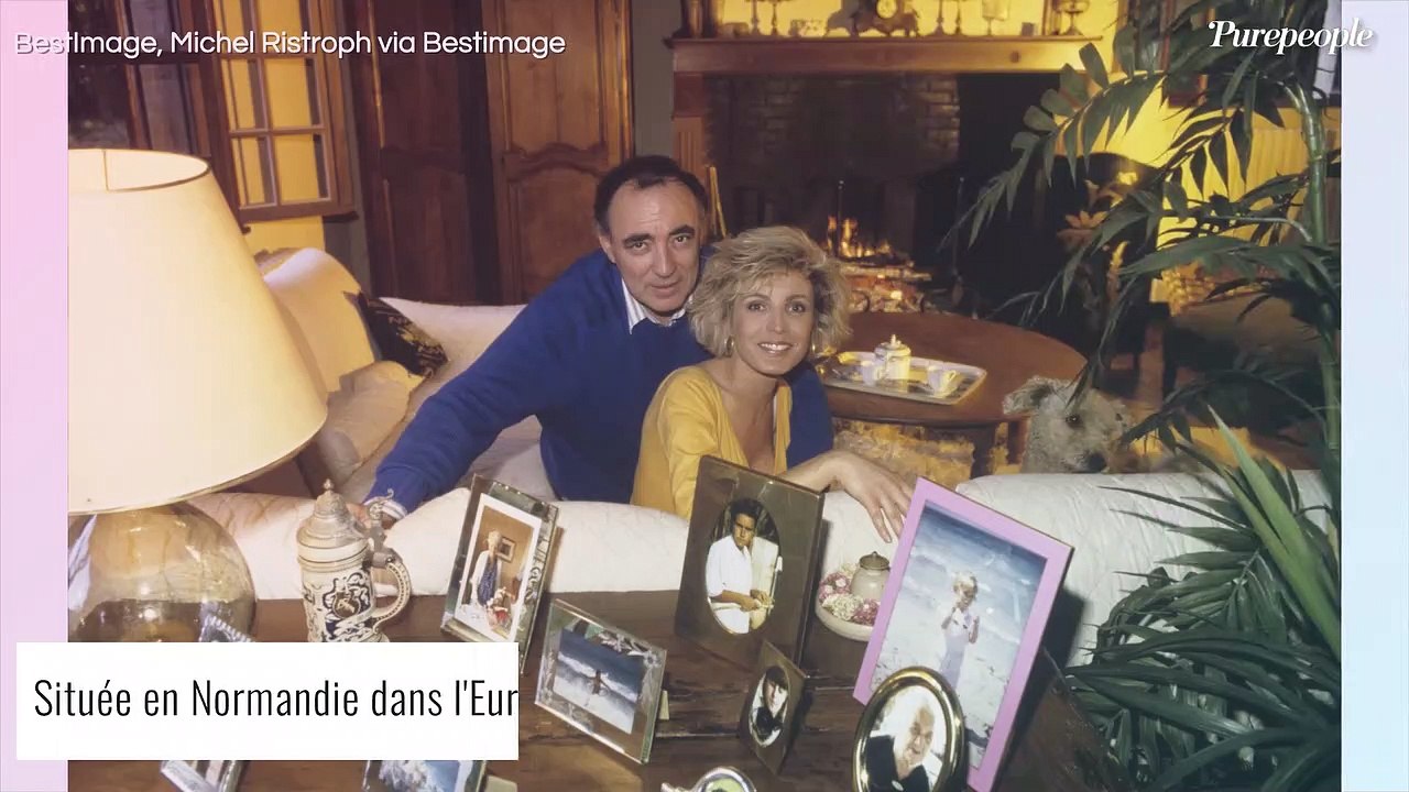 Evelyne Dhéliat et son mari Philippe dans leur belle maison normande : Images rares avec son défunt époux