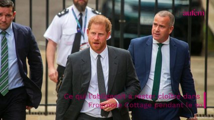 Descargar video: Couronnement de Charles III : le prince Harry 