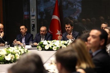 Bakan Kurum: "Mayıs ayında 319 bin deprem konutunun inşaatı başlamış olacak"