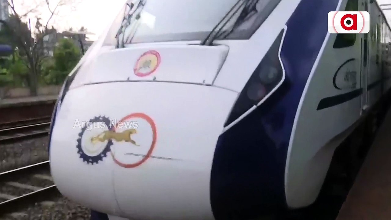 Kerala's First Vande Bharat Train Reaches Ernakulam On Its Second Trial Run Today