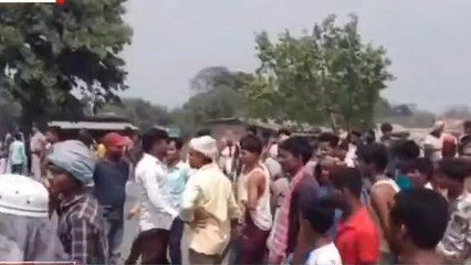 अररिया:पैक्स अध्यक्ष की हत्या के खिलाफ आक्रोश ग्रामीणों ने किया सड़क जाम