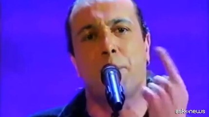 Napoli piange Federico Salvatore cantore delle sue contraddizioni