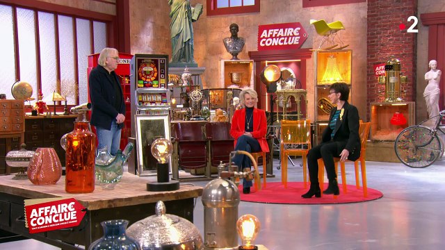 Sophie Davant fait perdre ses moyens à une experte d'Affaire conclue