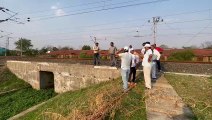 नपा अमले ने रेलवे अधिकारियों के साथ किया स्थल निरीक्षण