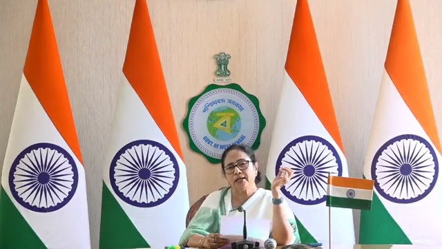 নবান্নের বৈঠকে কোভিড সতর্কবার্তা দিলেন মমতা বন্দ্যোপাধ্যায়, কী বললেন মুখ্যমন্ত্রী | Oneindia Bengali