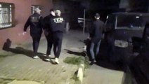 Bahçelievler'de AK Parti seçim irtibat bürosu önünde ateş açanlar yakalandı