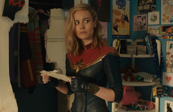 Brie Larson mantiene su rutina de cuidado de la piel 'muy, muy simple'