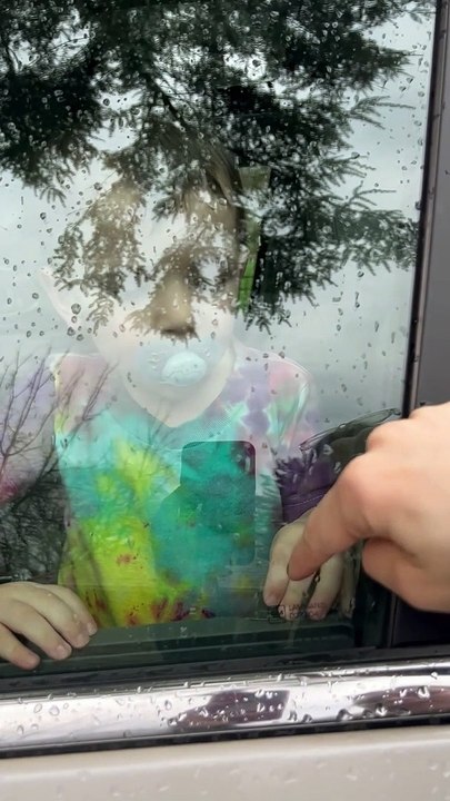 Mom Instructs Son How To Unlock Door