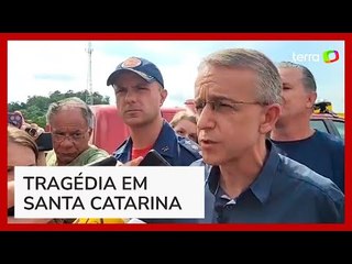 Prefeito de Blumenau suspende aulas e decreta luto de 30 dias após atentado a creche