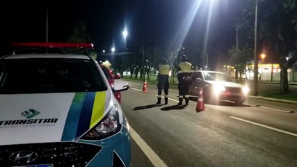 Veículo com mais de R$ 5 mil em débitos é apreendido em operação da Transitar