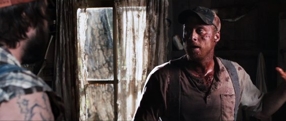 TUCKER & DALE FIGHTENT LE MAL - Extrait 3 - VF