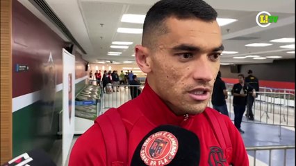 Goleiro do Flamengo, Santos comenta vitória sob o comando de Sampaoli