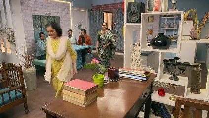 S1 E973 - 19  Apr | अनिशसाठी एक सरप्राईज | A Surprise for Anish | Aai Kuthe Kaay Karte