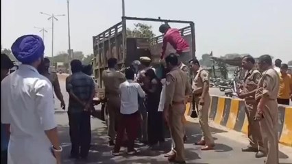 शाहजहांपुर:तेज रफ्तार रोडवेज बस की टक्कर से बाइक सवार महिला की हुई मौत