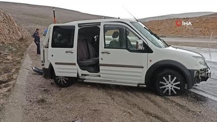 Yağmurla kayganlaşan yol kazaya neden oldu: 5 yaralı