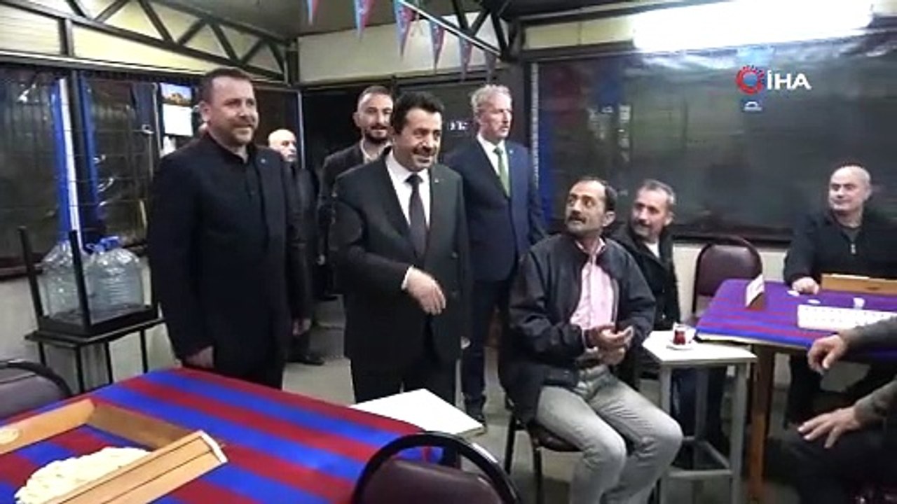 MHP Bursa’daki depremzedelerle iftar sofrasında buluştu
